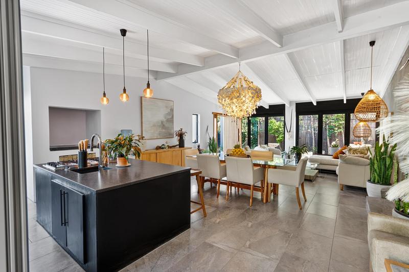 3 Bedroom Property for Sale in Gordons Bay Western Cape